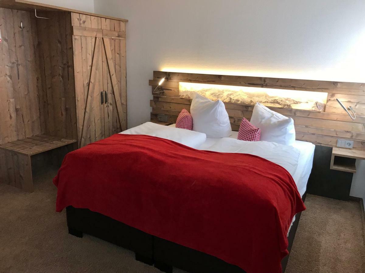 Hotel & Restaurant Zum Karpfen Obernburg am Main Eksteriør billede